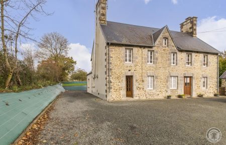 G&icirc;te n&deg;G1295 Annoville - Manche - photo