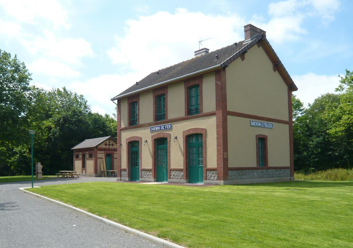 photo 0