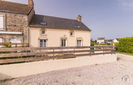 G&icirc;te n&deg;G1322 Sainte-M&egrave;re-&Eacute;glise - Manche - photo