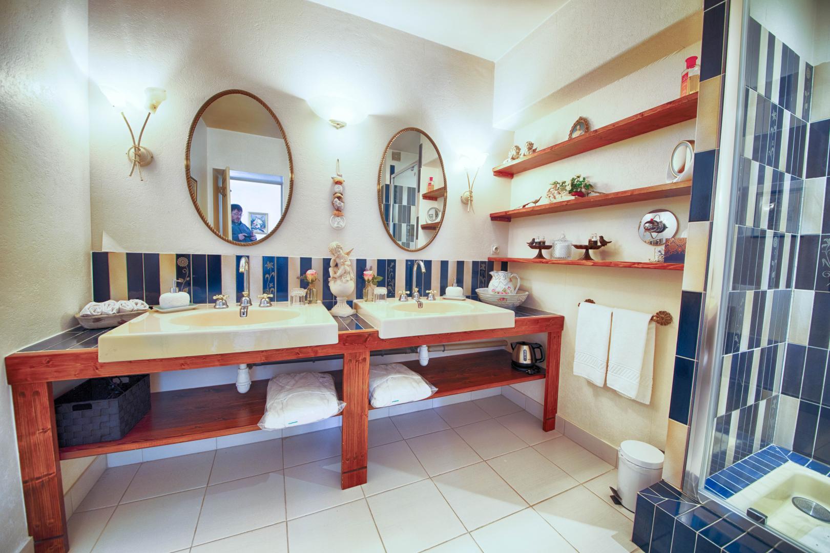 Grande salle de bain photo 11