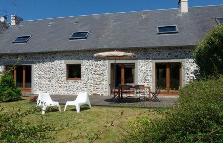 G&icirc;te n&deg;G655 Tourneville-sur-Mer - Manche - Terrasse plein sud sans vis-&agrave;-vis.