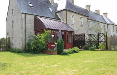 G&icirc;te n&deg;G494 Sainte-M&egrave;re-&Eacute;glise - Manche - photo