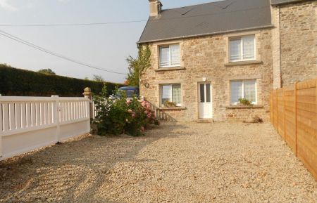 G&icirc;te n&deg;G746 Besneville - Manche - photo